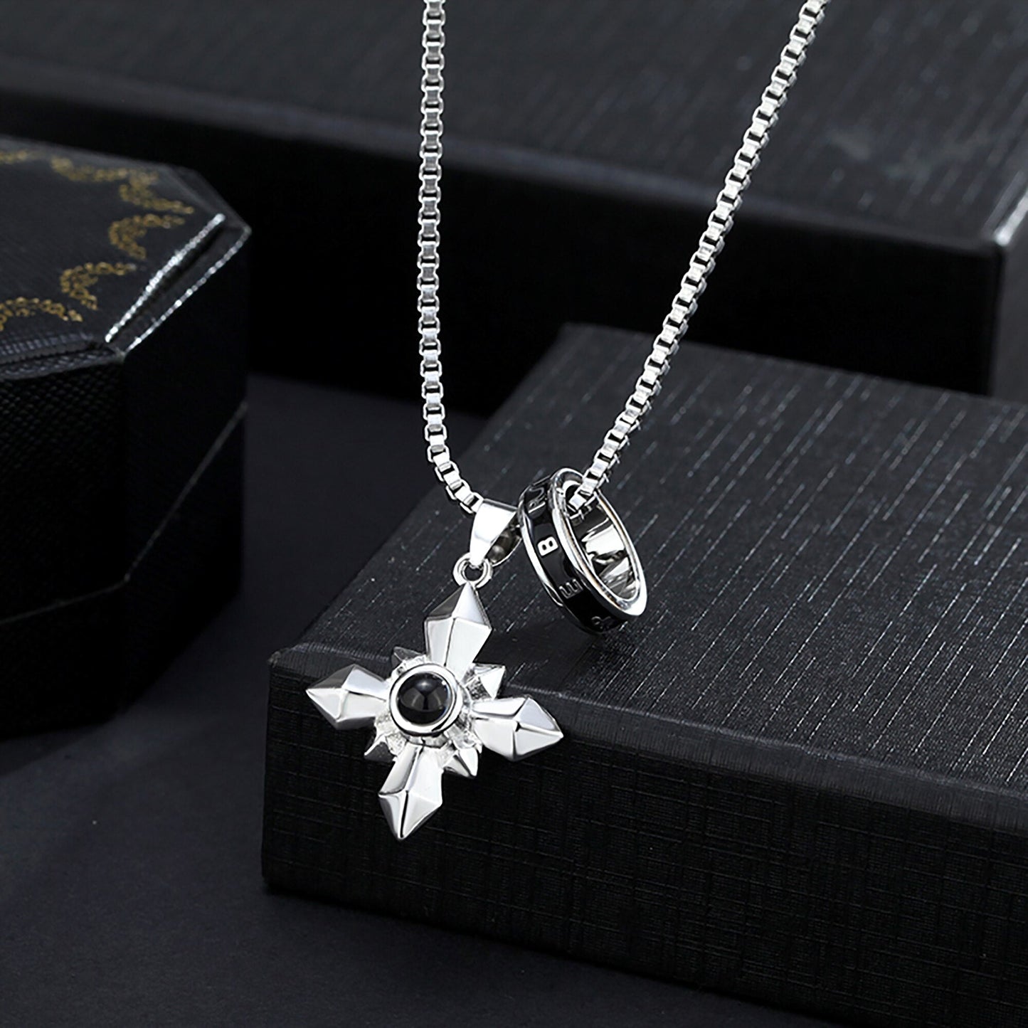 Customized photo ringProjection Necklace Pendant Jewelry For Lover Girlfriend